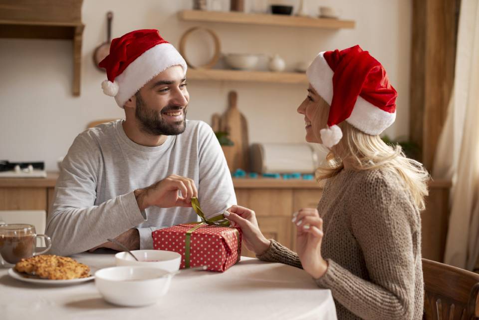Weihnachten steht vor der Tür! Tipps zu Geschenken für den Partner